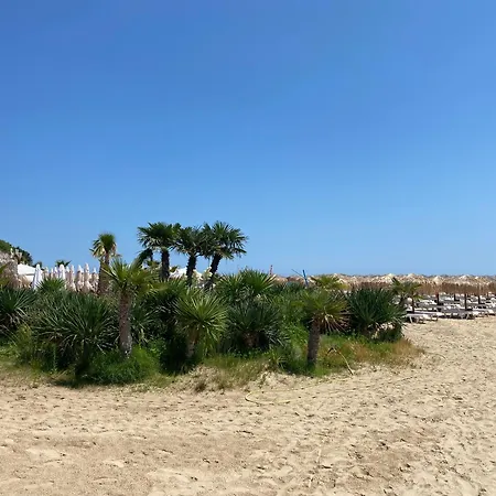 아파트 Horizon 11 'б' *